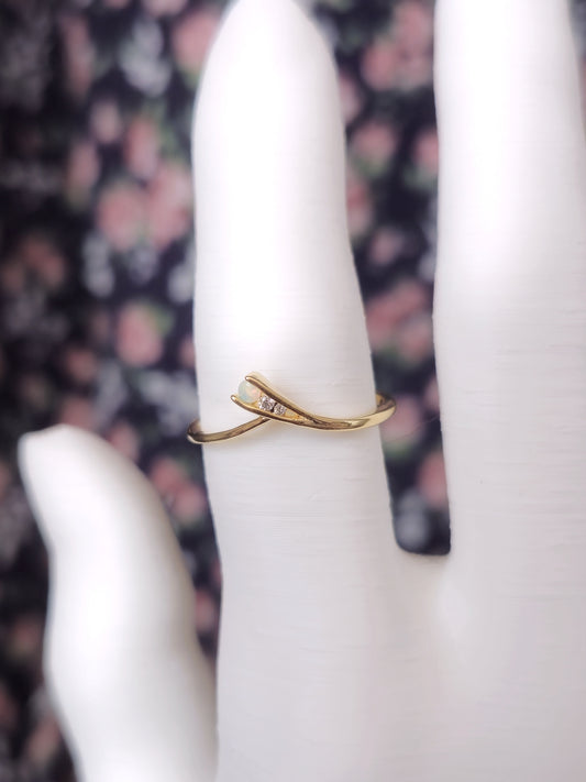 opal cubic ring
